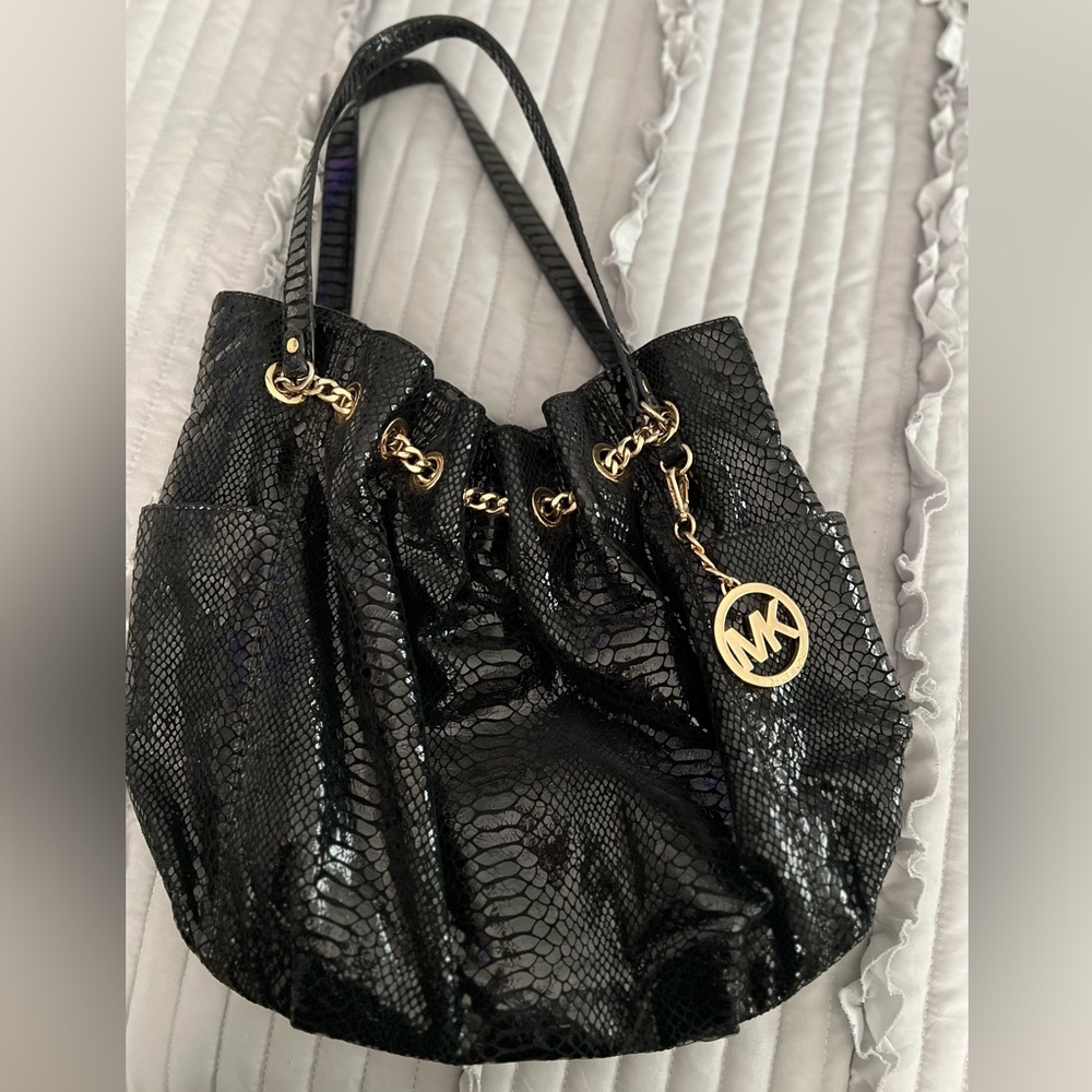 Michael Kors purse black/gold
